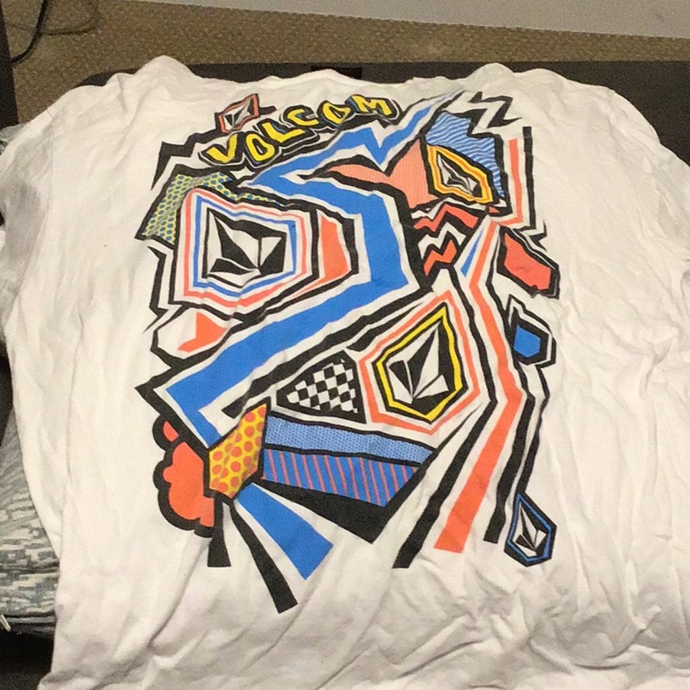 White kids tee